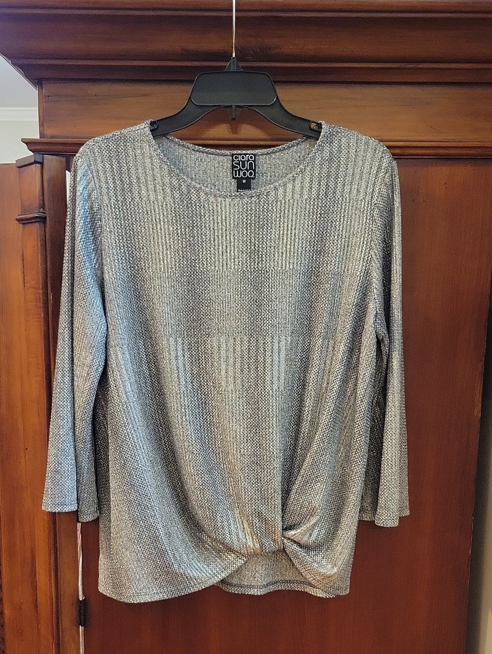 Clara Sun Woo | Silver Metallic Glitter Knotted Hem 3/4 Sleeve Disco Top Size M